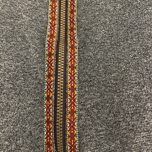 Sherpa Adventure Rolpa Jacket - Picture 2 of 10